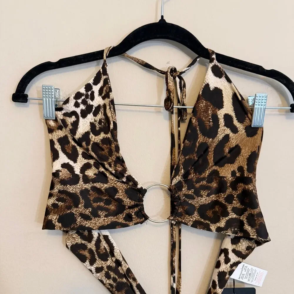 PrettyLittleThing Leopard Halter Crop Top 6 Brown Y2K Night Out Ring Plunge NWT